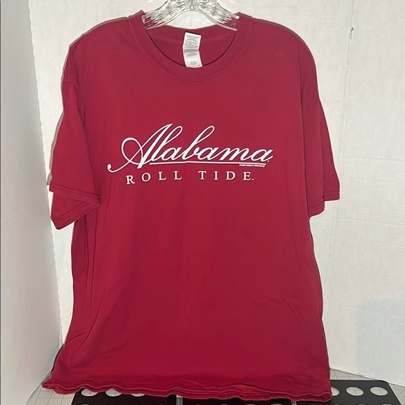 Gildan Tops - Red Alabama Roll Tide Tee